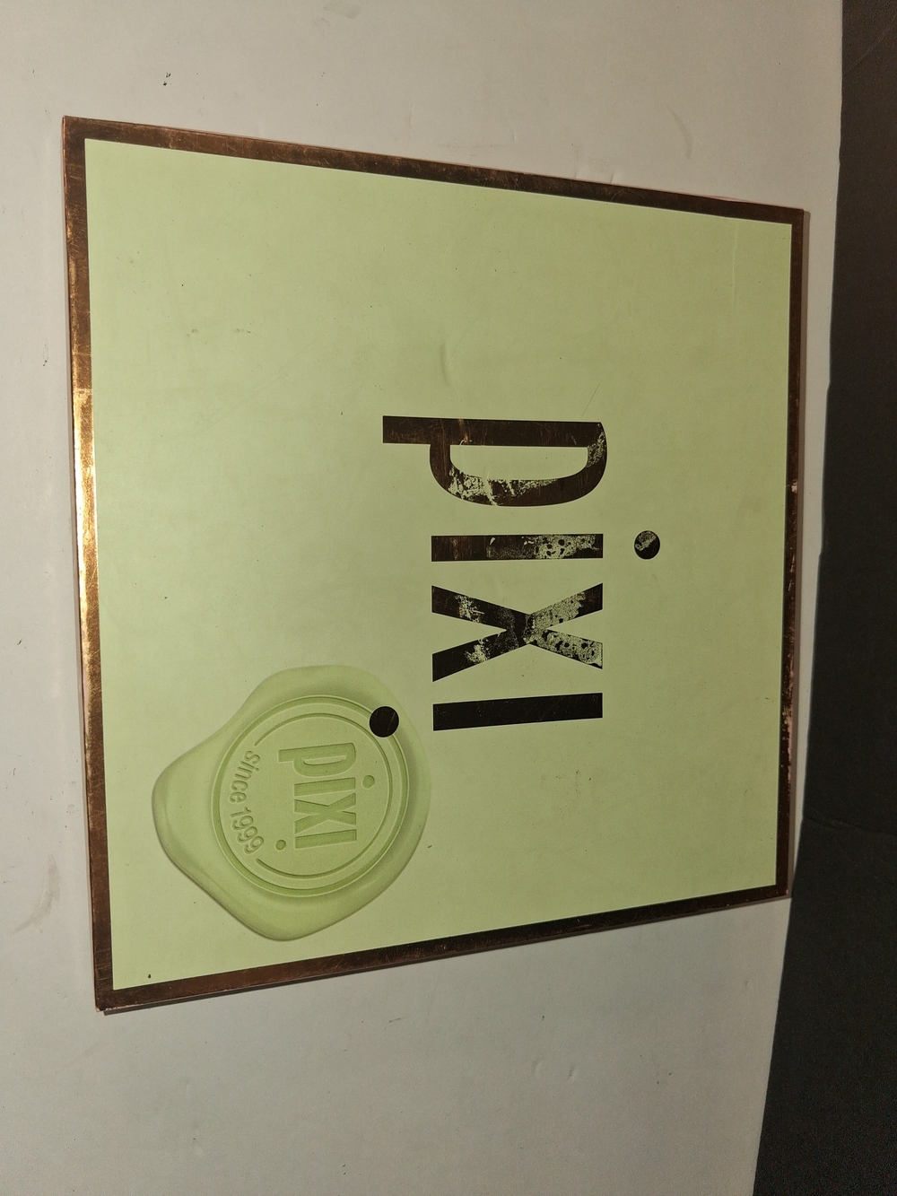 Pixi seal the glow collection